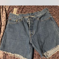 Levi Shorts