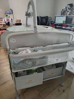 BabyBond Portable Baby Changing Table with 2 Storage Baskets (Grey)
Large Storage Foldable Changing Table for Infant and Newborn, Height Adjustable Di