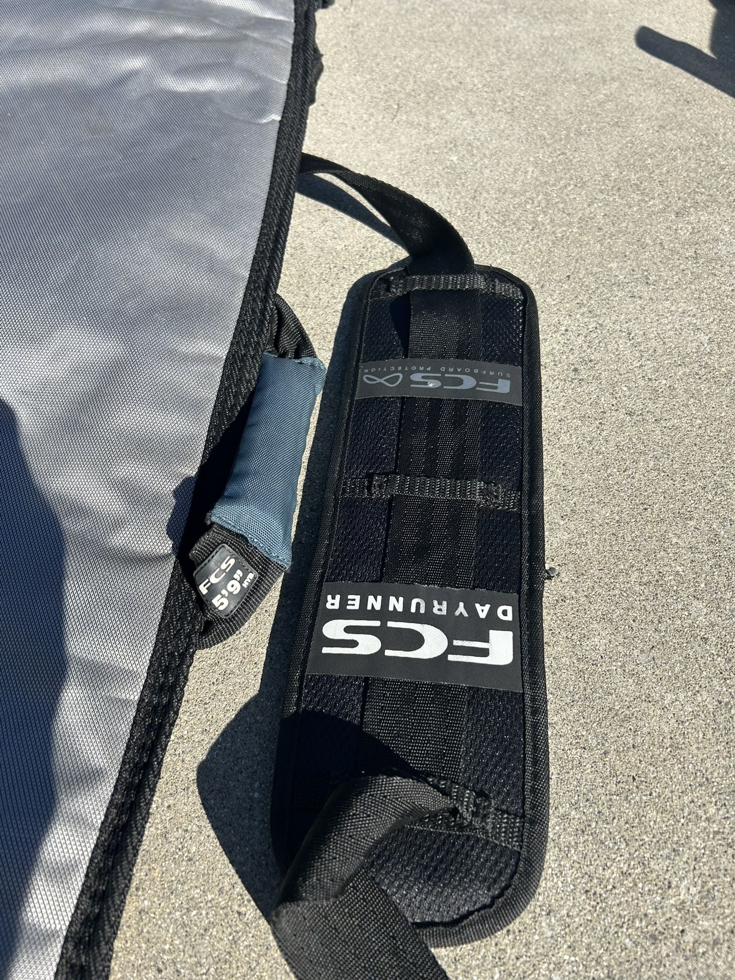 FCS 5’9 Surfboard Bag Brand New (Never Used)
