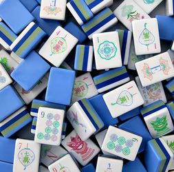 Mahjong tile set