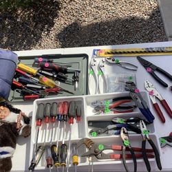 Dewalt Ryobi Cordless Tools, Screwdrivers, Pliers, Lamps, Moving Blankets, Camping, Vintage Baseball Cards, Fishing Jacket, Sprinkler Box Panel
