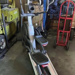 FreeMotion 645 Elliptical