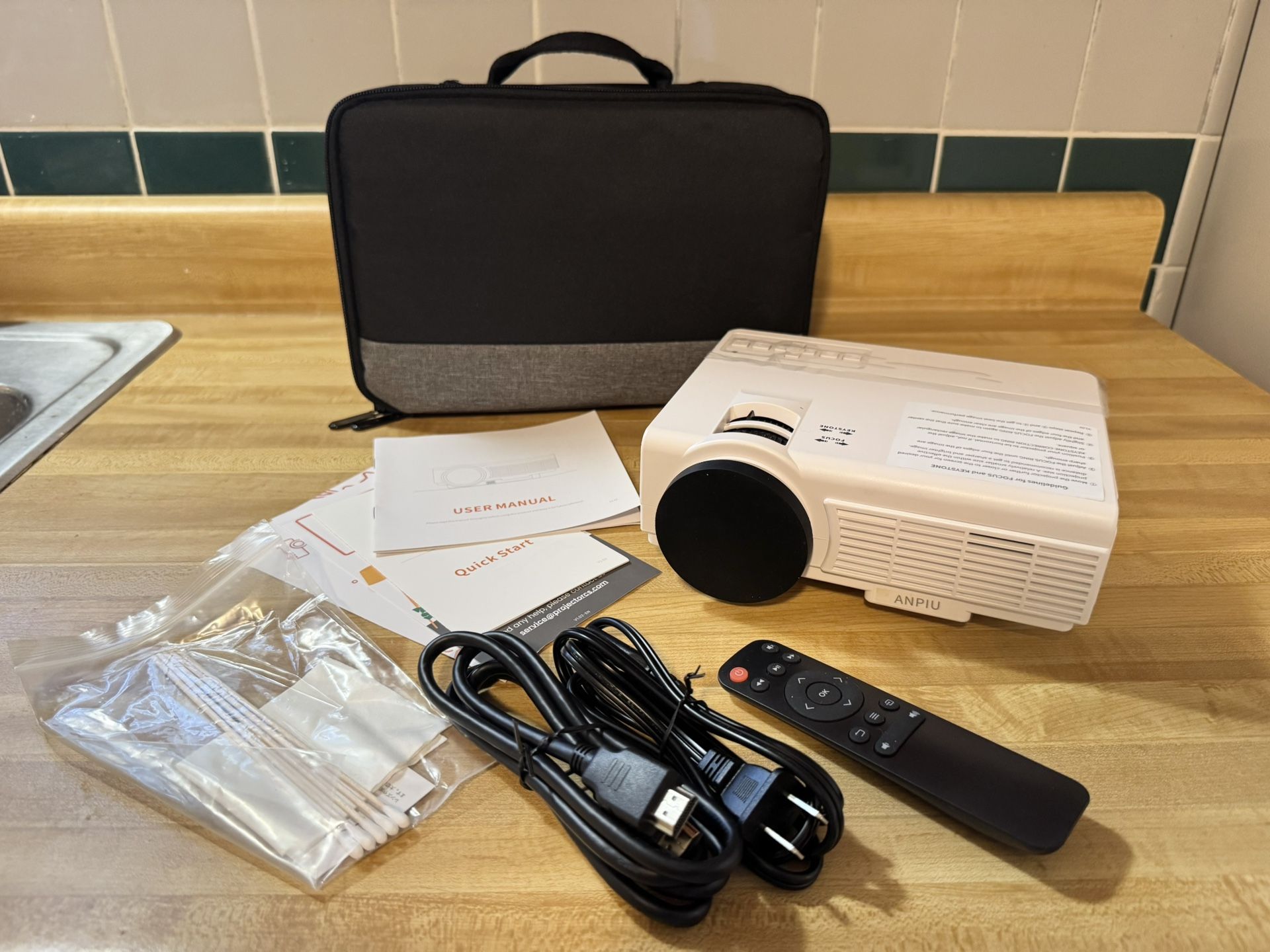 Mini Portable Projector (Full HD 1080P HDMI, USB, AV, Laptop, Smartphone)