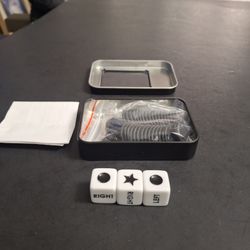 Retro Game Left Center Right LCR Dice Game For Family Fun Ages 5+, Looks Like It's Never Been Used 