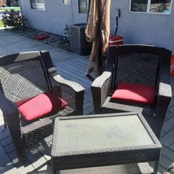 Patio Furniture Chairs Bar Stools Outdoor Table Bbq And Taco Plancha