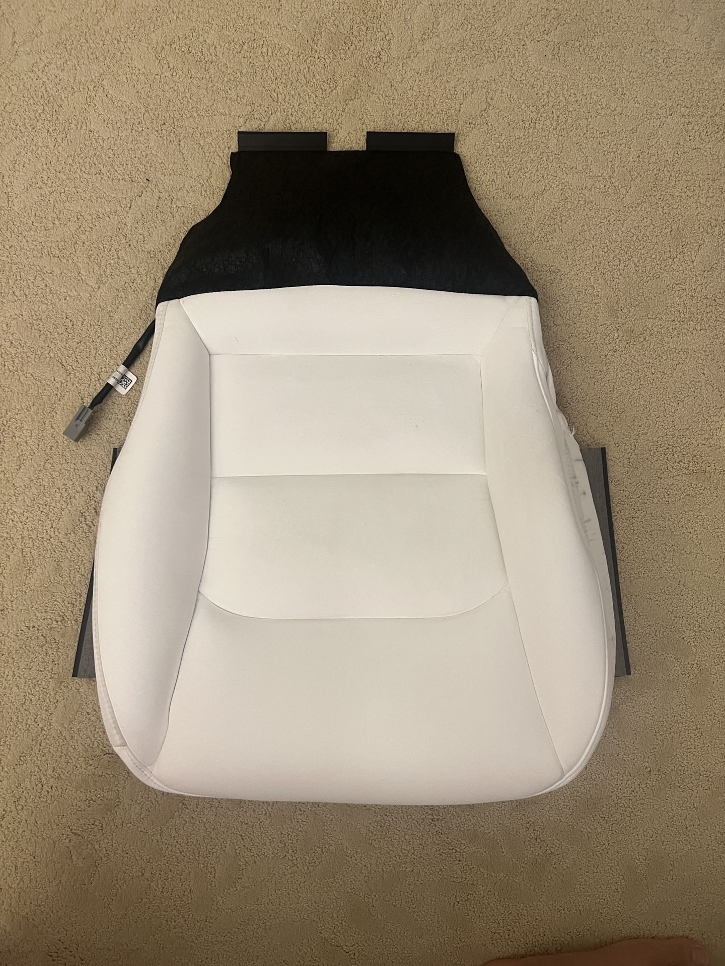 Tesla Model 3/Y 2017-2023 White Front Driver Seat Bottom OEM 1452871-02-F