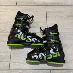 Kids Jr Ski Boots Size 5