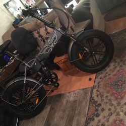 Best Folding Ebike For The Money Period!!!  Best Built And Beautiful!!! 28/30 Mph And 75 Mile Max Range Absolutely Awesome and Best Engineered! I