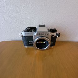 NIKON FG-20 35mm SLR Manual Camera