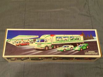 1997 HESS Vintage Toy Truck And Racers New In Box
