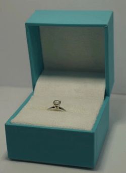 IGI Certified 14k White Gold Lab Grown Round Solitaire Diamond Ring