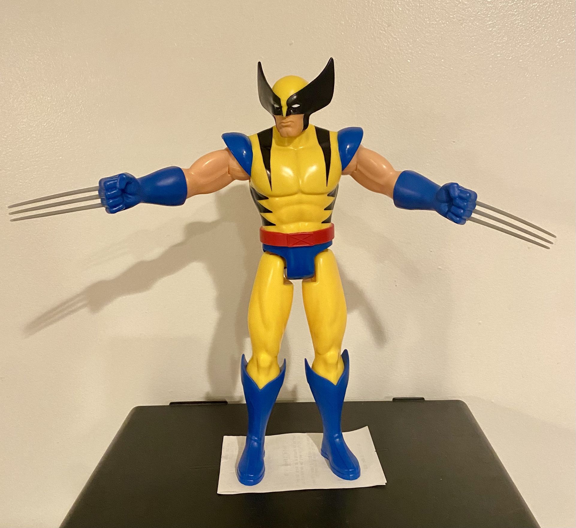 Hasbro Wolverine X-Men 97’ 12” Action Figure