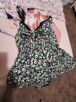 Womens Dresses Size: M