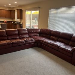 ARIZONA RASPBERRY RES SECTIONAL SOFA