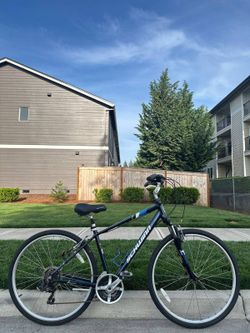 Schwinn Fremont 700c Comfort Hybrid Bike – 21 Speed