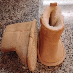 INFANT UGG STYLE BOOTS