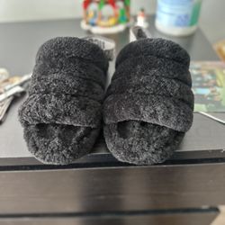 Ugg Slippers 