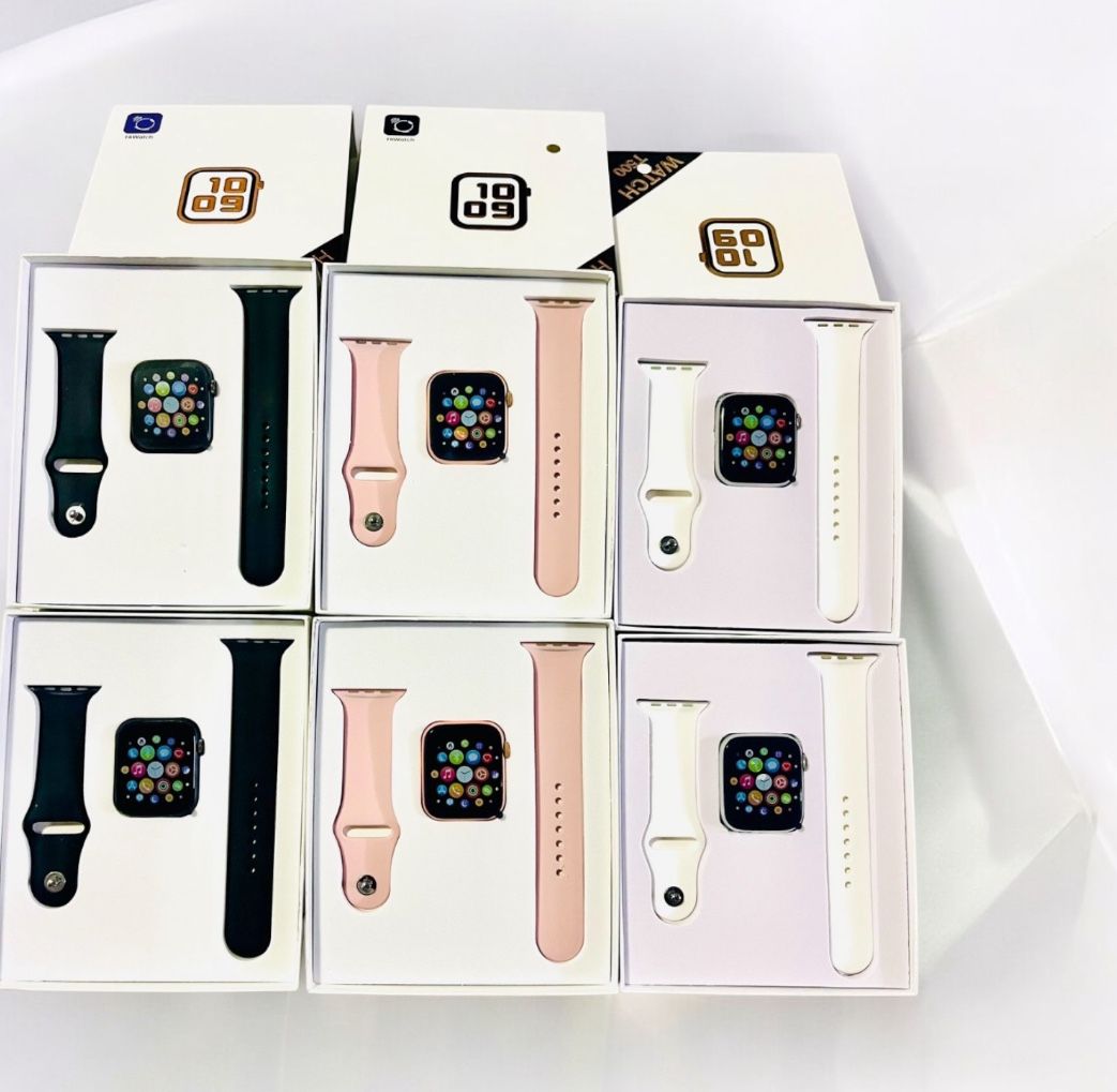 Android smart watch compatible with any android phones and iPhones brand new in the original box
