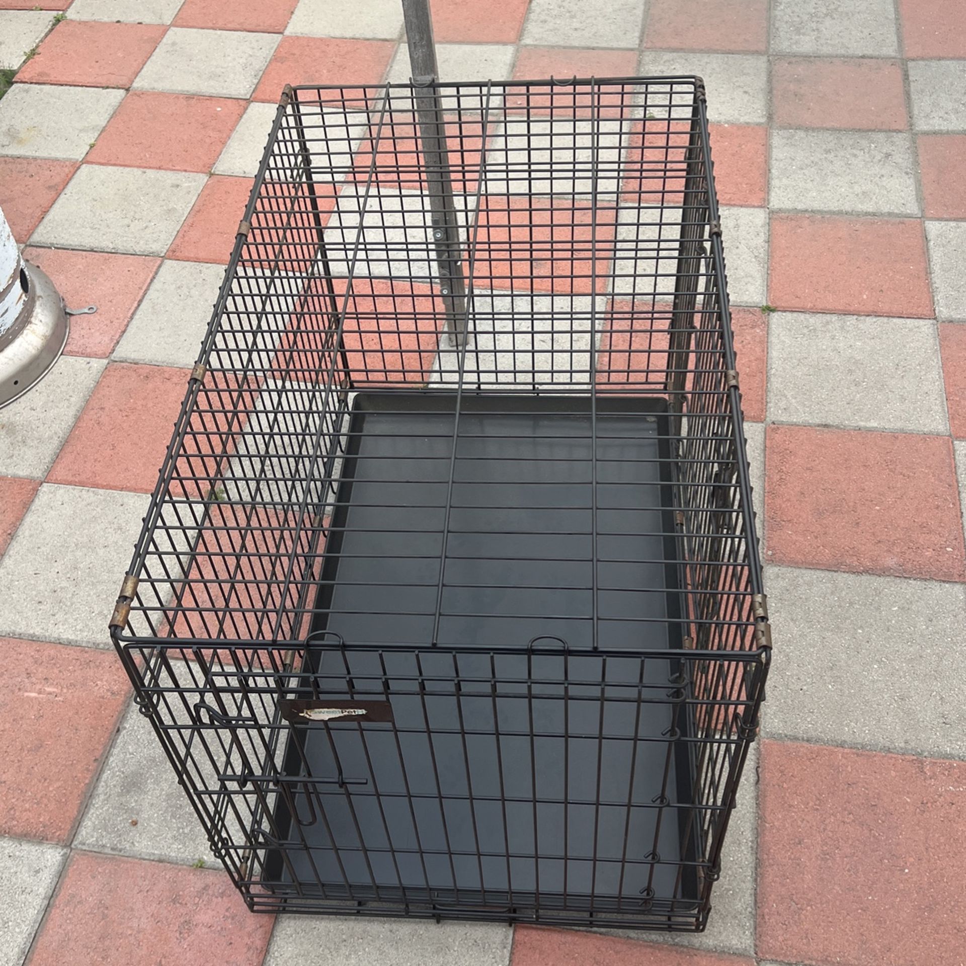 Large Dog Kennel