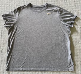 Nike Tee Gray Short Sleeve T-Shirt