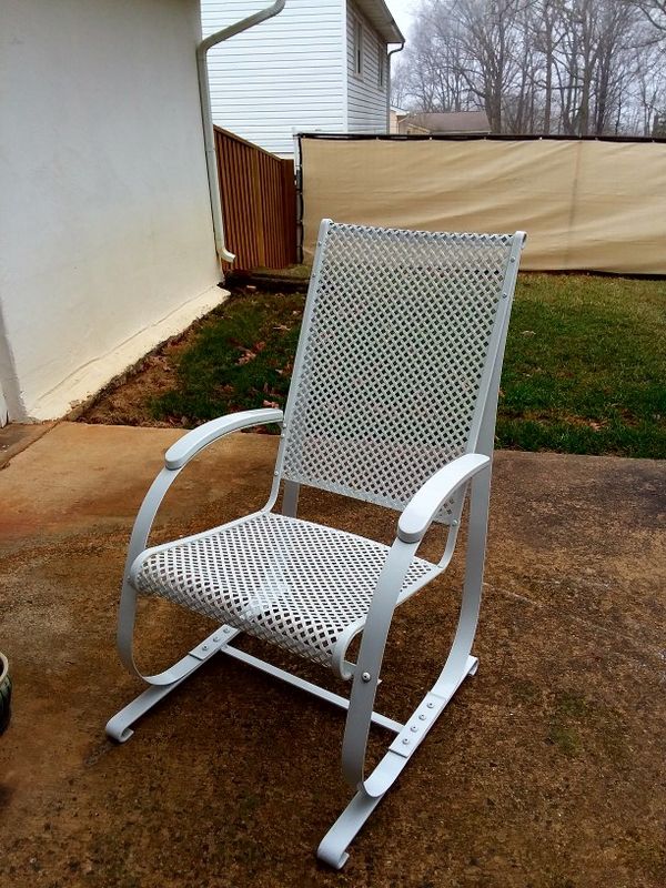 Vintage Metal Rocking Patio Chair Antiques In Woodbridge Va Offerup