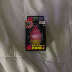 Pink ice cream Needoh