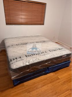 NEW KING SIZE 76x80” MATTRESS AND BOX SPRING-2pcs