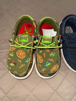 Kids size 11 shoes