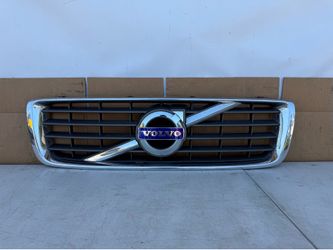 Volvo s80 s-80 -2010 2011 2012 2013 Front bumper grille grill parrilla original used OEM