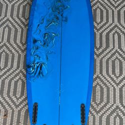 McCallum Lyd Surfboard 5’8