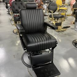 Barber chair all black new