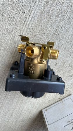 Brass Gas Valve with Black Mounting Base
