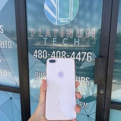 🩷📱 iPhone 8 Plus 64 GB Unlocked BH75% 🔋 Case And Headphones For Free 👌🏻💕