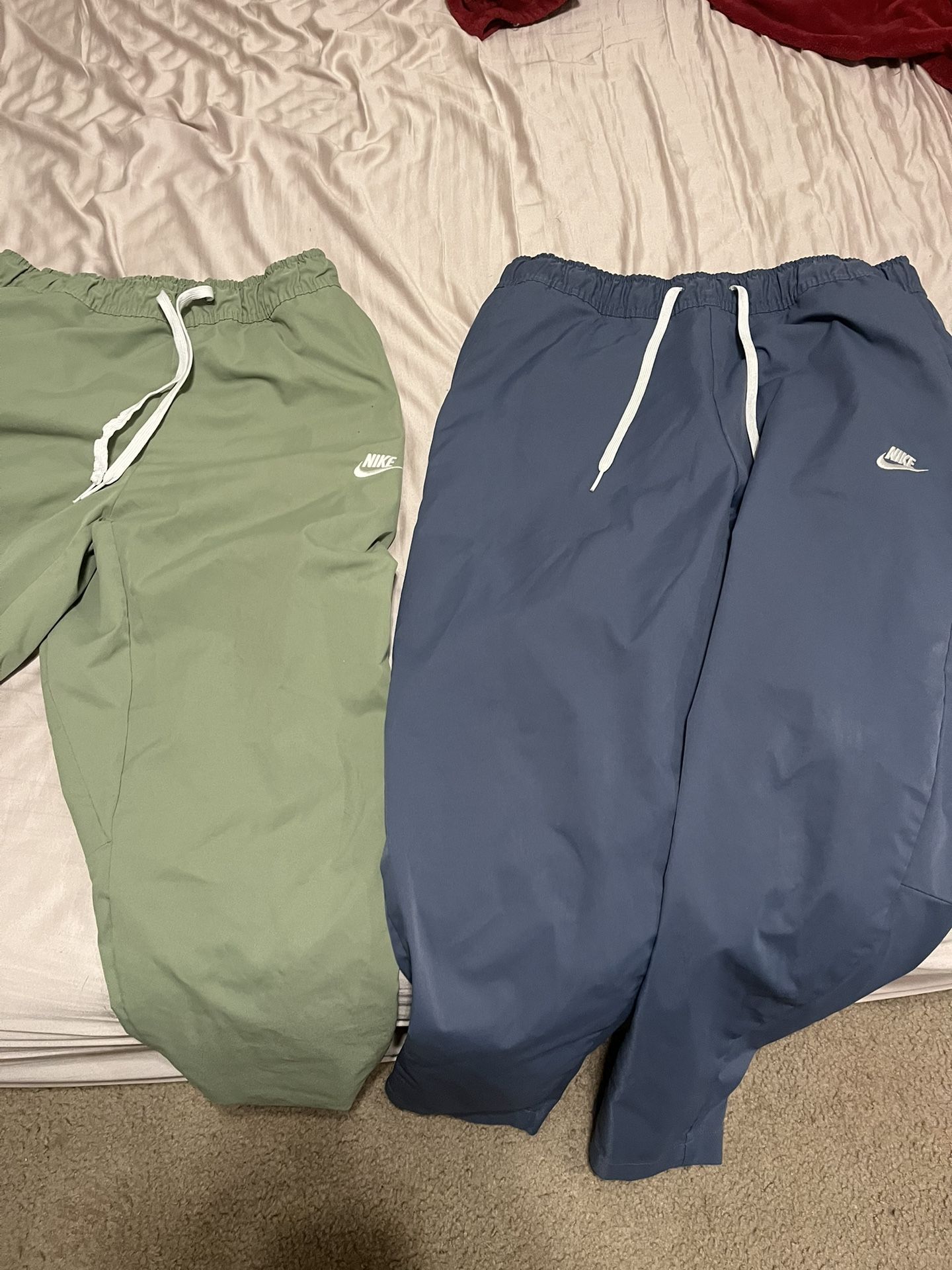 Men Nike Pants Large