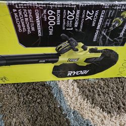 RYOBI40V Vac Attack Cordless Leaf Vacuum/​Mulcher and Lawn and Leaf Bag with 5.​0 Ah Battery and Charger