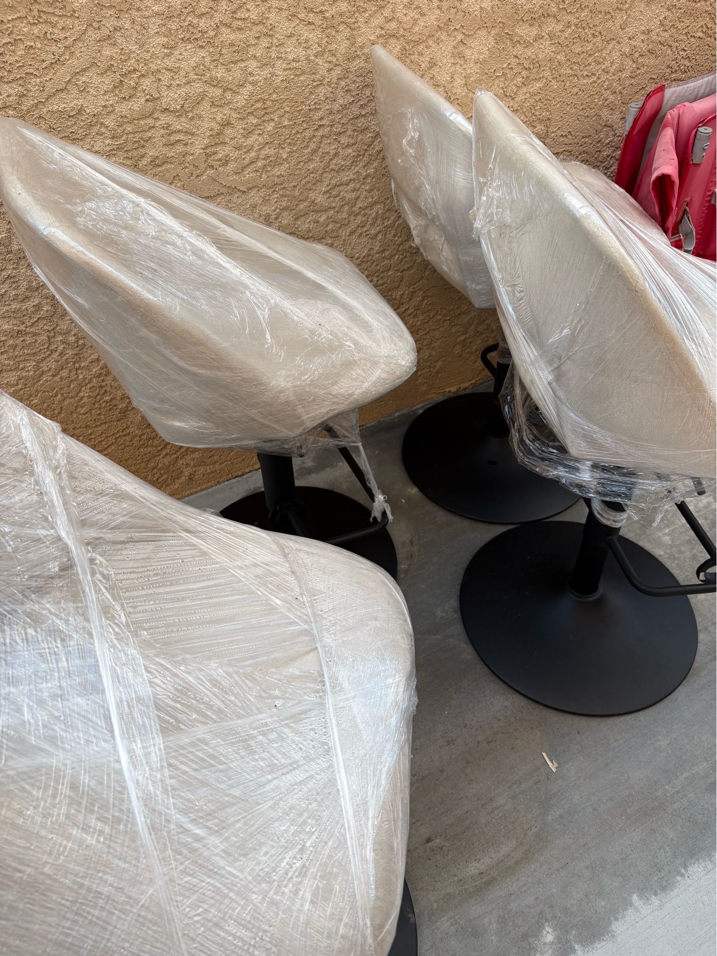 Bar stool dining chair