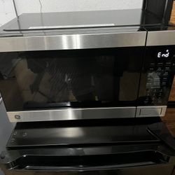 MINT GE Air Fryer Microwave - 3-in-1 Stainless ($260 Retail) - $125