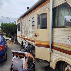 Rv Motorhome 