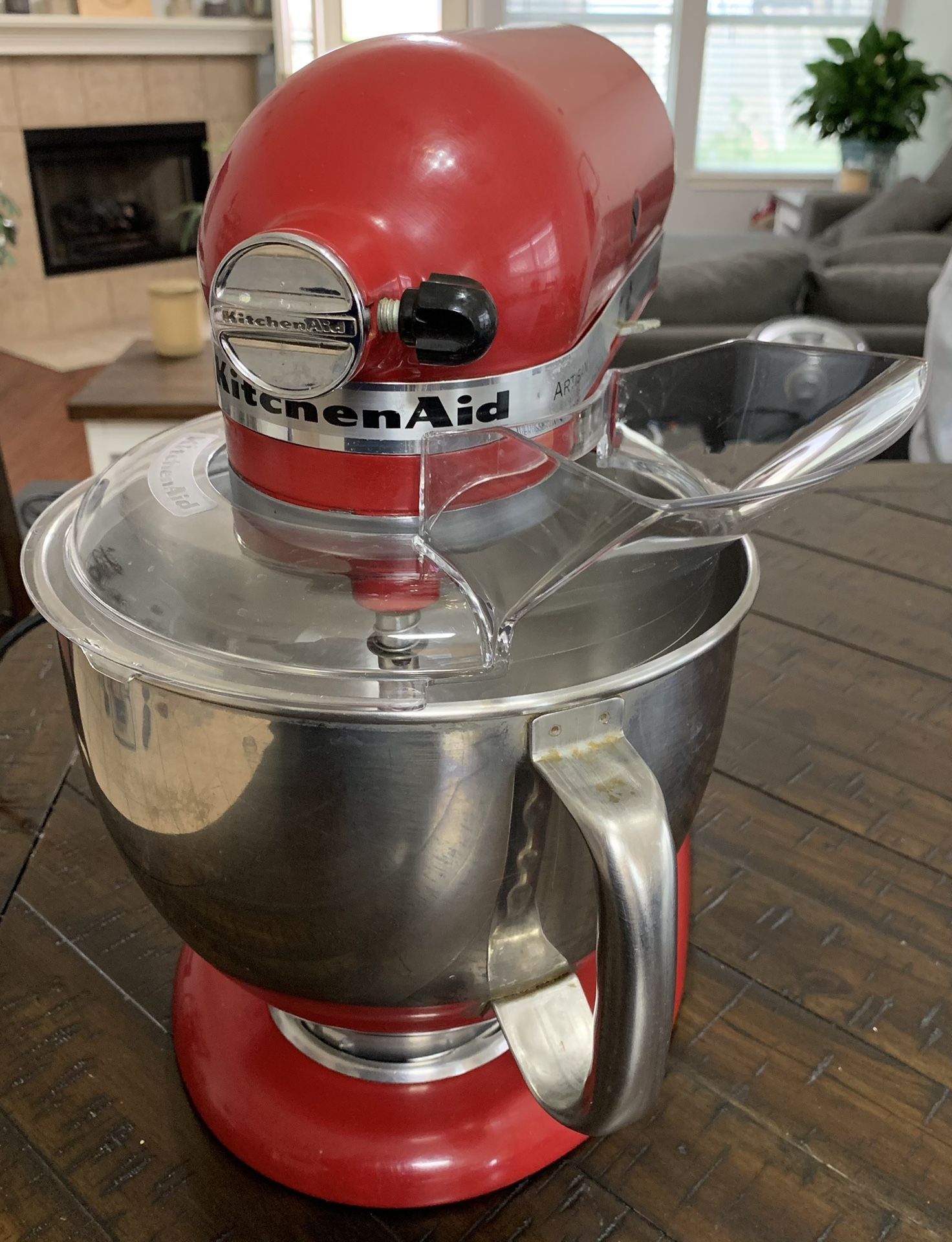 KitchenAid 5 Quart Artisan stand Mixer