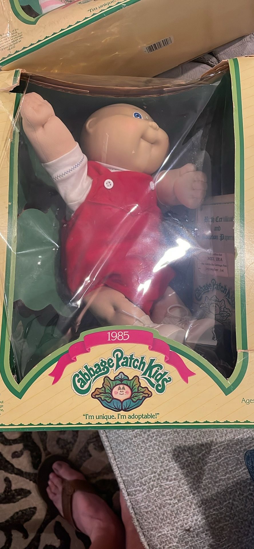 1985 Cabbage Patch Doll , New in Box With Birth Certificate And Adoption Papers