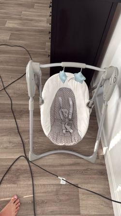 Graco baby swing