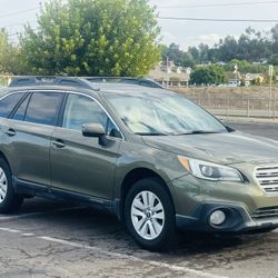 2015 Subaru Outback Premium 