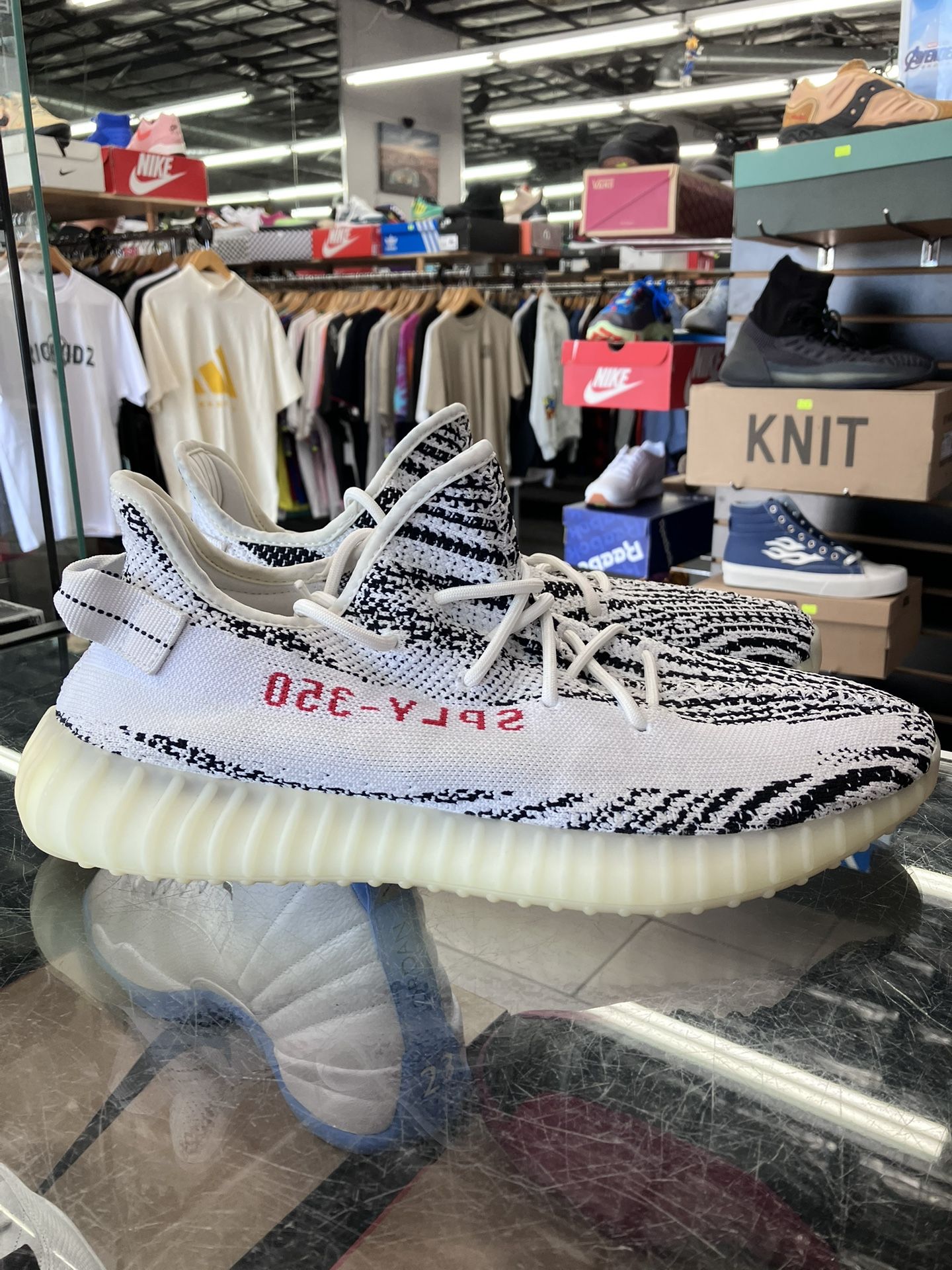 Adidas Yeezy Boost 350 V2 Zebra