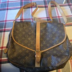 Vintage LV SAMUR 35