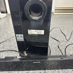 Samsung Soundbar and Sub