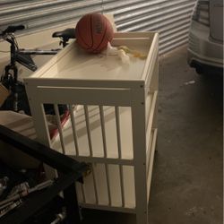 Baby Changing Station 