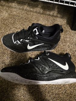 KD Basketball Shoes