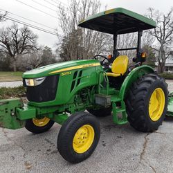 2019 John Deere 5075e Tractor with MX7 Bush Hog