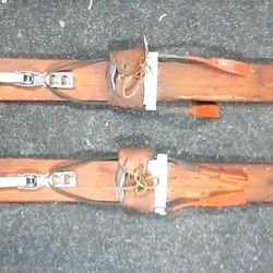 1910's-1940's Dartmouth Ski Company Wooden Skis / Collectible Antique Skis / Iver Johnson Sporting Goods / Kid's Skis 