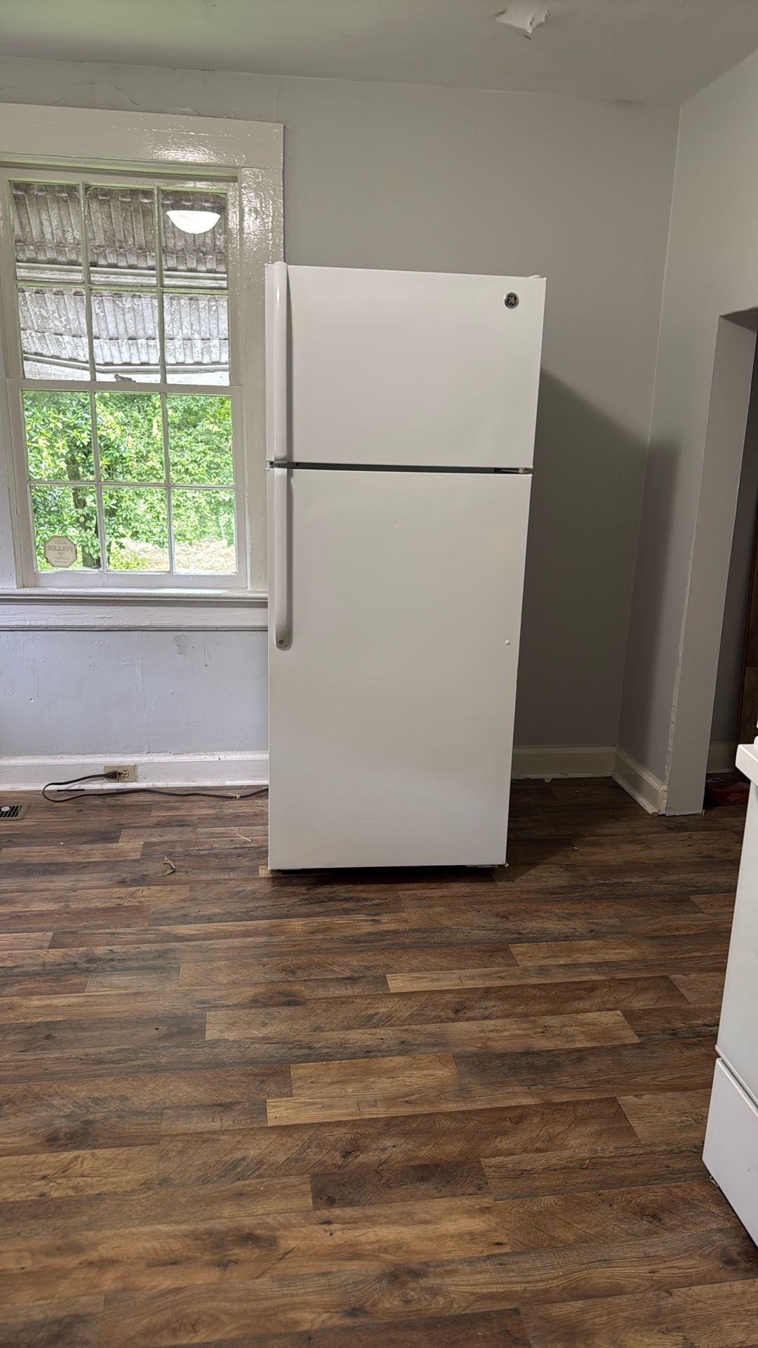 GE Refrigerator. Great Condition! 100.00